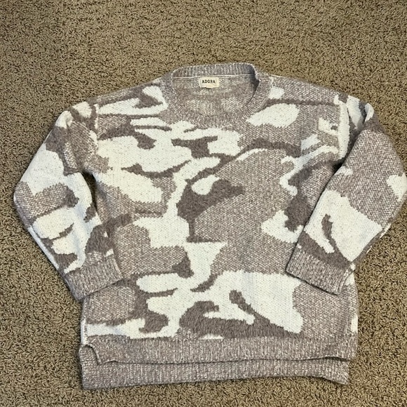 ADORA Sweaters - ADORA Women’s Camo sweater Medium